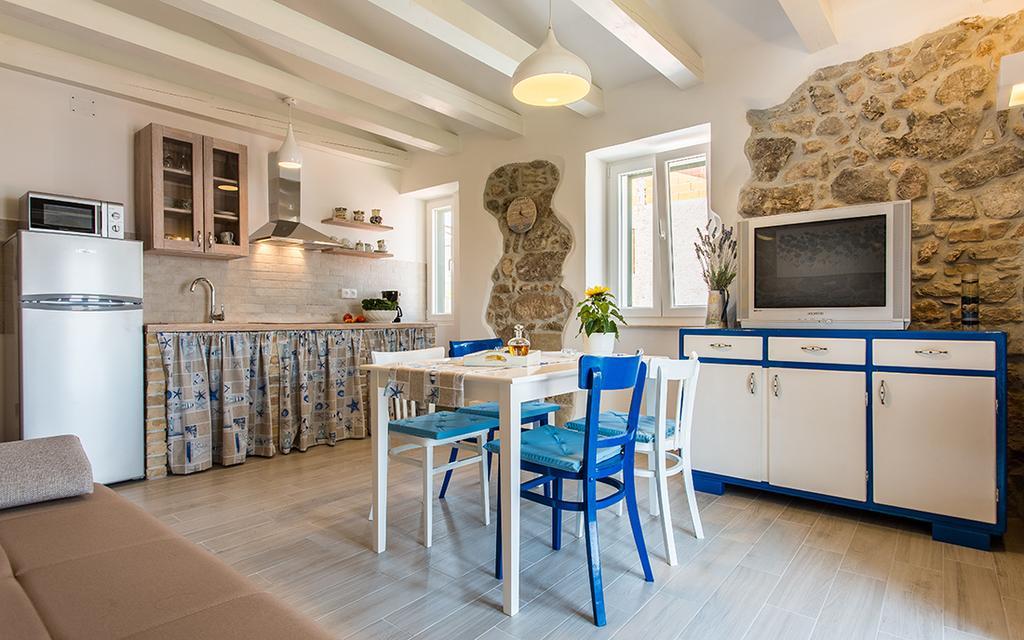 Apartman Bonaca Vrbnik Eksteriør bilde