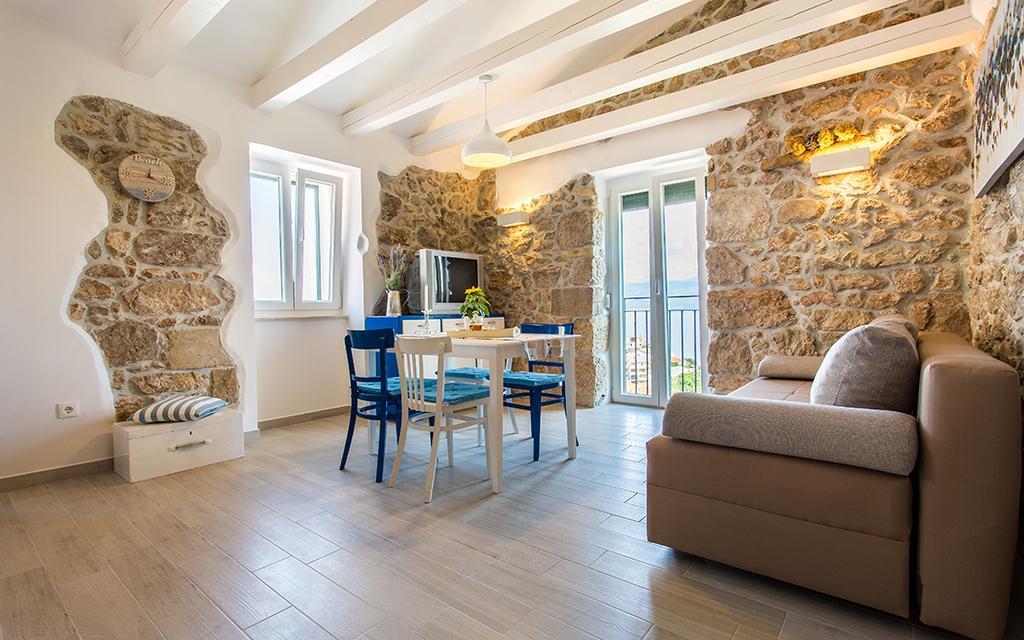 Apartman Bonaca Vrbnik Eksteriør bilde