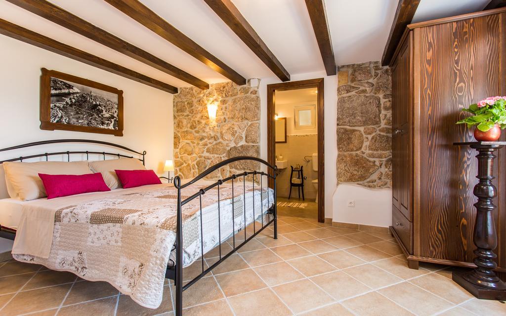 Apartman Bonaca Vrbnik Eksteriør bilde